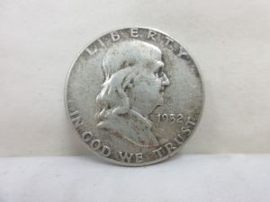 Lot of $2.50 Face Value (5 Coins) Pre 1964 Franklin Silver Half Dollars Mixed Dates