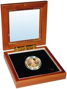 Guardhouse Glass Top Wood Display Box with One Airtite Coin Capsule 10mm to 19mm 