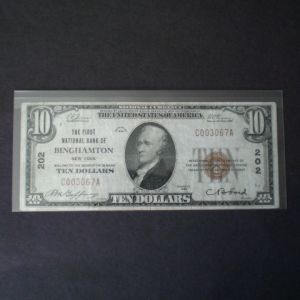 Lightweight Polyester 4-mil Currency Sleeves #MG440 2 13/16" x 6 1/2"